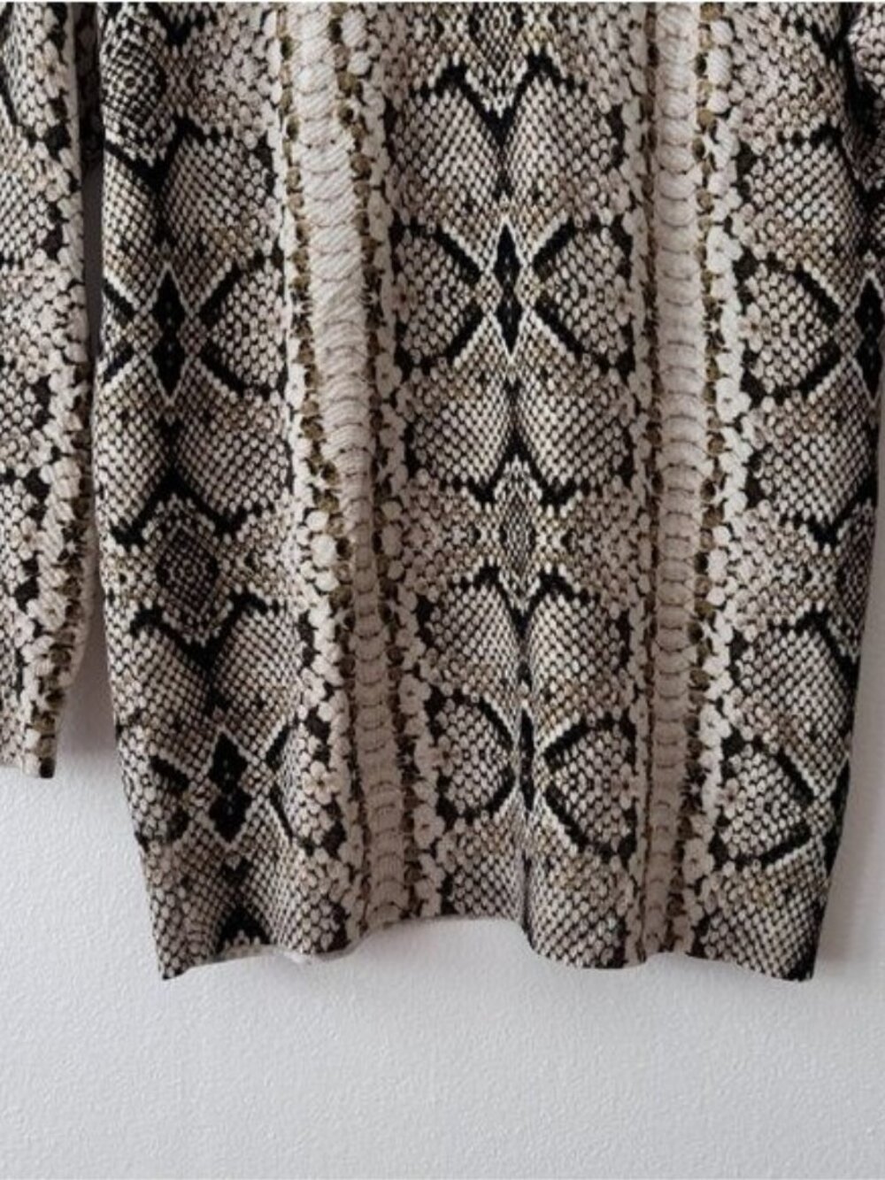 J. Crew Tippi Merino Wool Snake Print Sweater in Caramel Size M - Picture 6 of 8